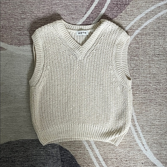 KOTN Sweaters - KOTN Cream Knit Sweater Vest